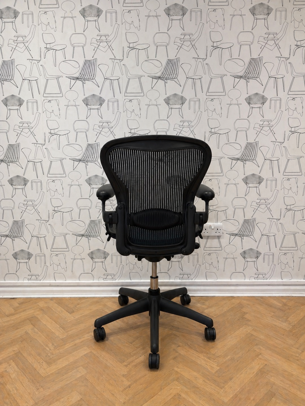Herman Miller Aeron Classic Size B ‘Jade’ (Refurbished)