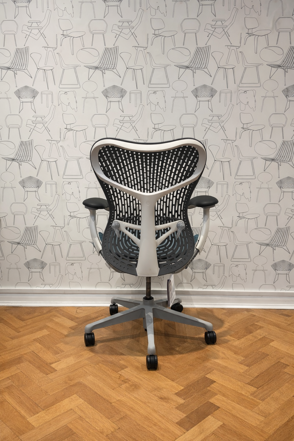 Herman Miller Mirra 2 (Used)