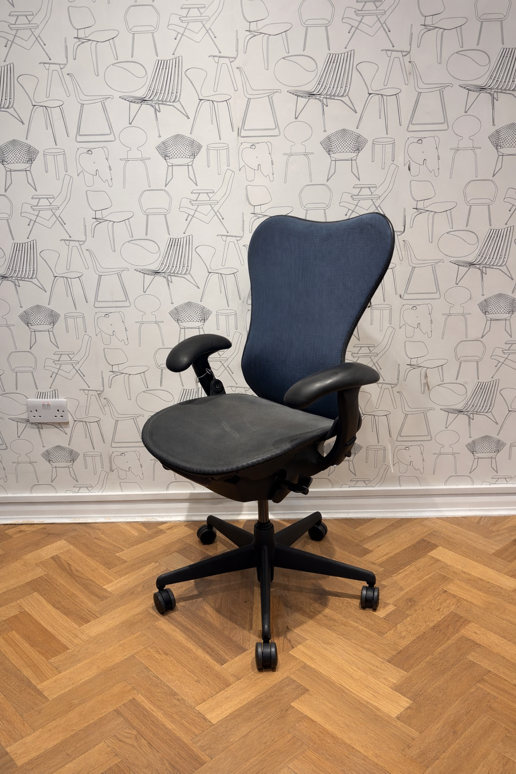 Herman Miller Mirra 1 Butterfly in Black & Blue (Used)