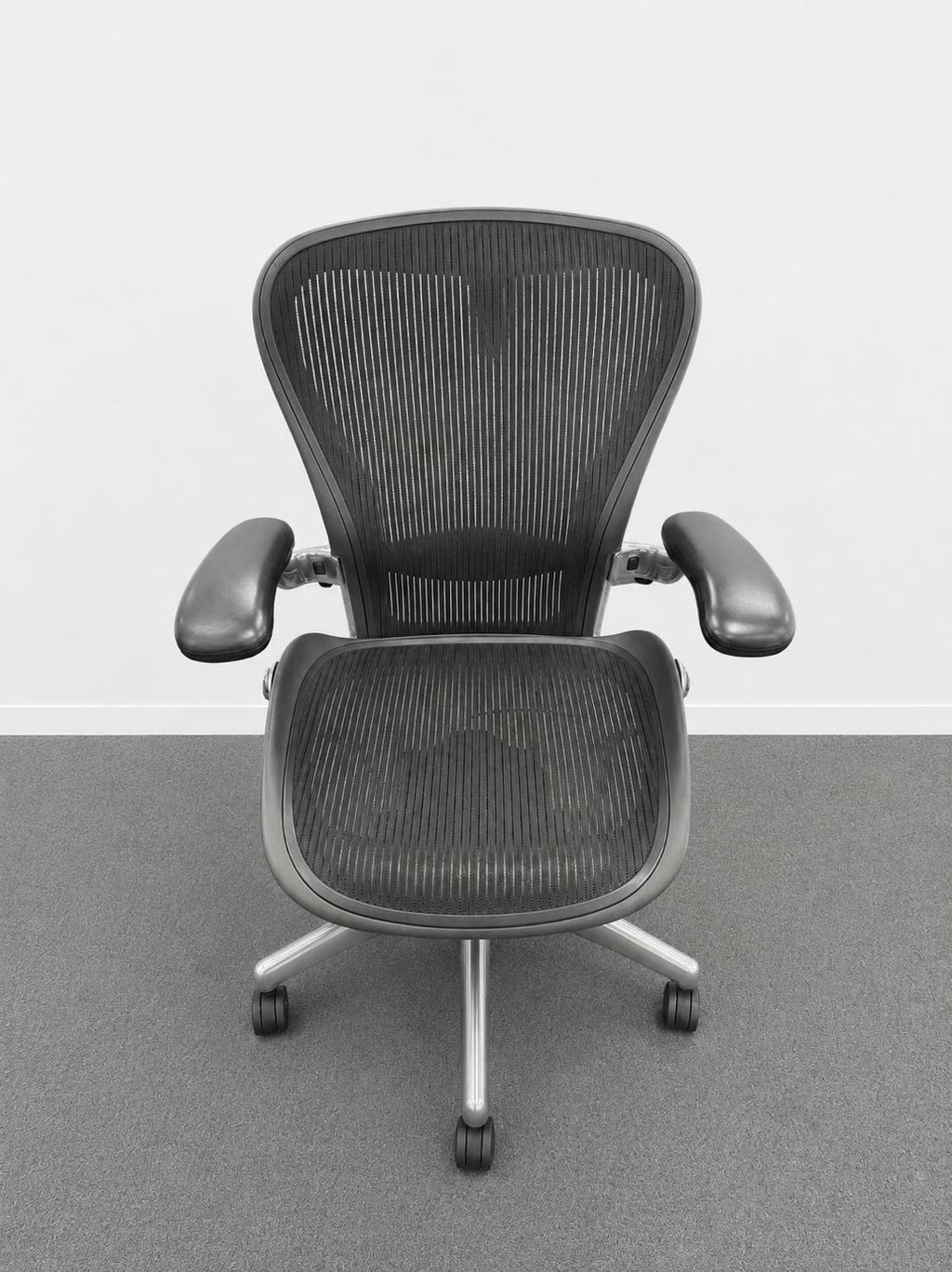 Herman Miller Aeron Classic with Polished aluminium Frame + Leather Arm Pads (Fully Loaded) Size C (Refurbished)