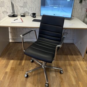 Brunner Finasoft Executive Conference Chair