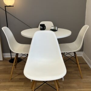 Vitra Eames RE DSW dining chair