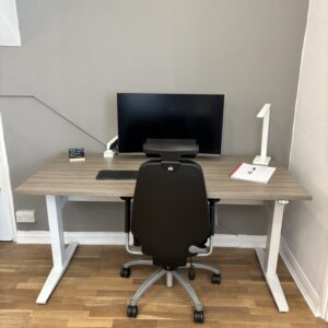 RH Logic 400 High Back Office Chair With Headrest