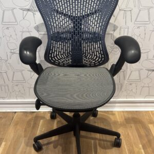 Herman Miller Mirra (blue)