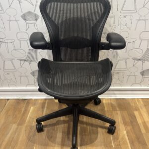 Herman Miller Aeron Classic Size B black mesh