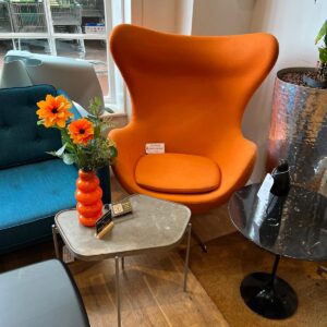 Fritz Hansen inspired egg chair (orange)