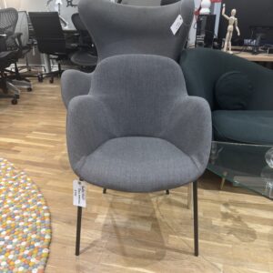 Walterknoll Sheru Armchair